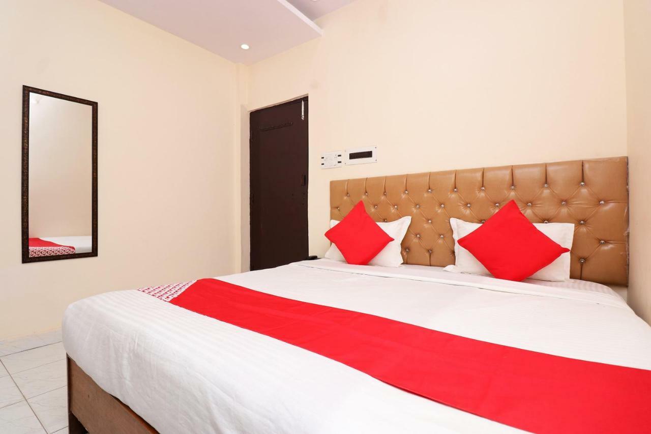 לקנאו Oyo 30288 Hotel Moon Palace מראה חיצוני תמונה
