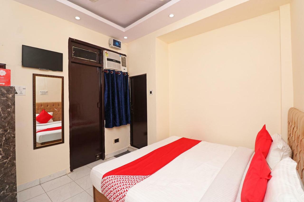 לקנאו Oyo 30288 Hotel Moon Palace מראה חיצוני תמונה